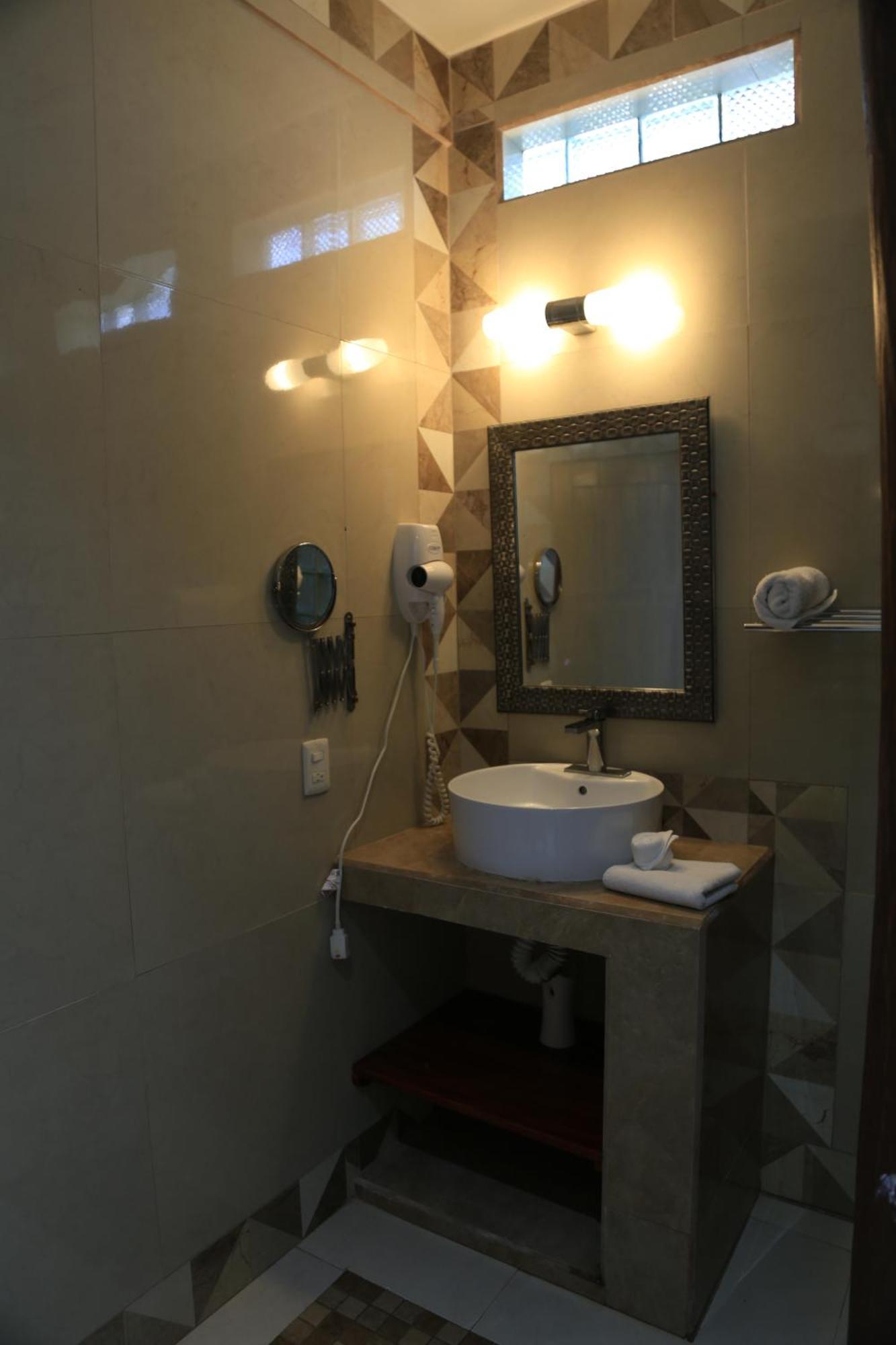 Aluxes Bacalar Hotel Buitenkant foto