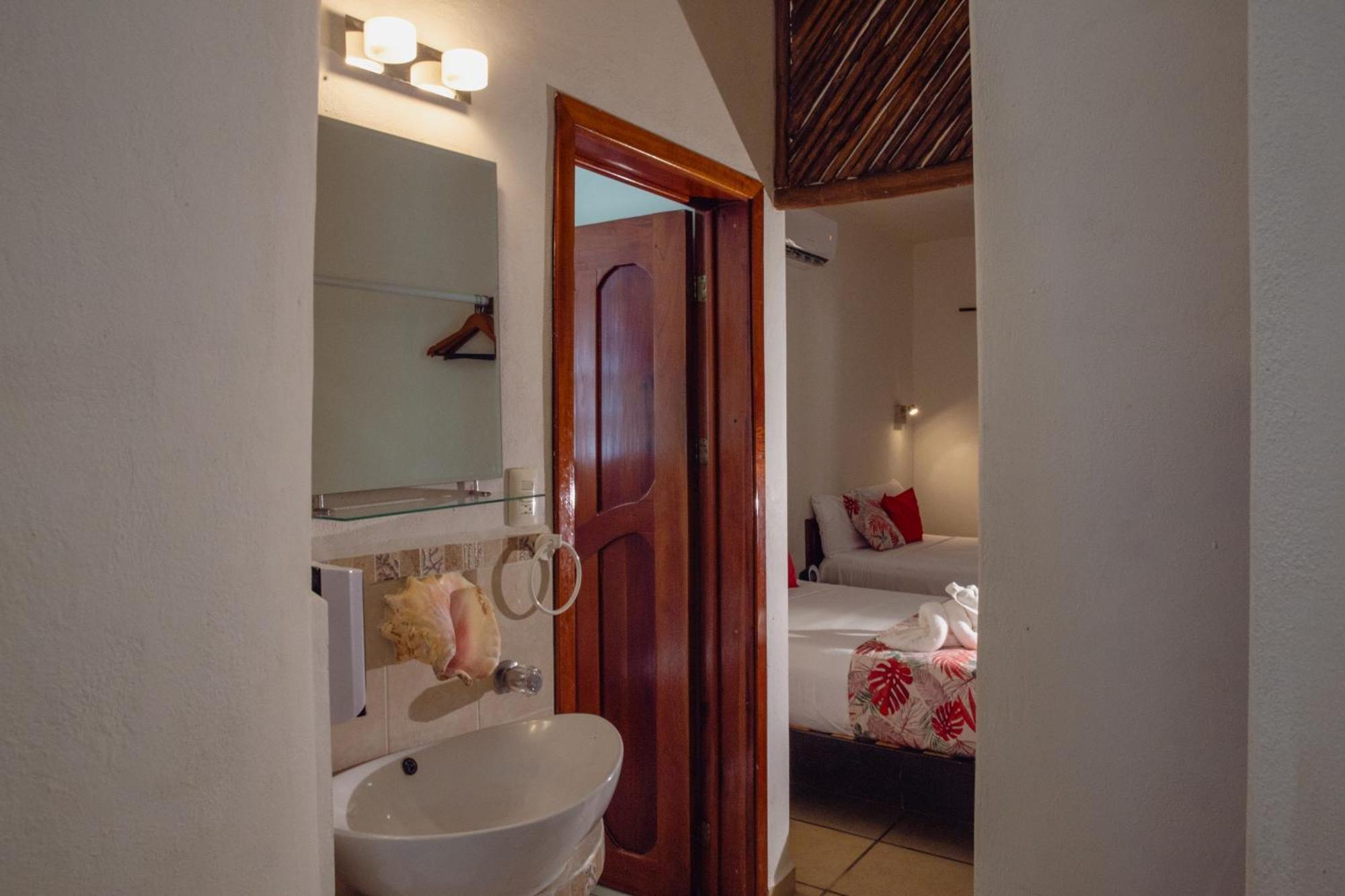 Aluxes Bacalar Hotel Buitenkant foto