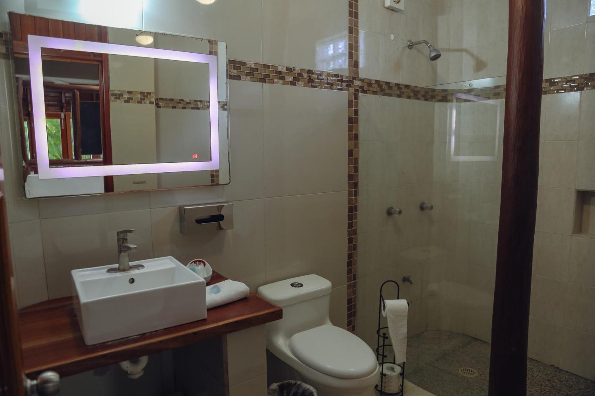 Aluxes Bacalar Hotel Buitenkant foto